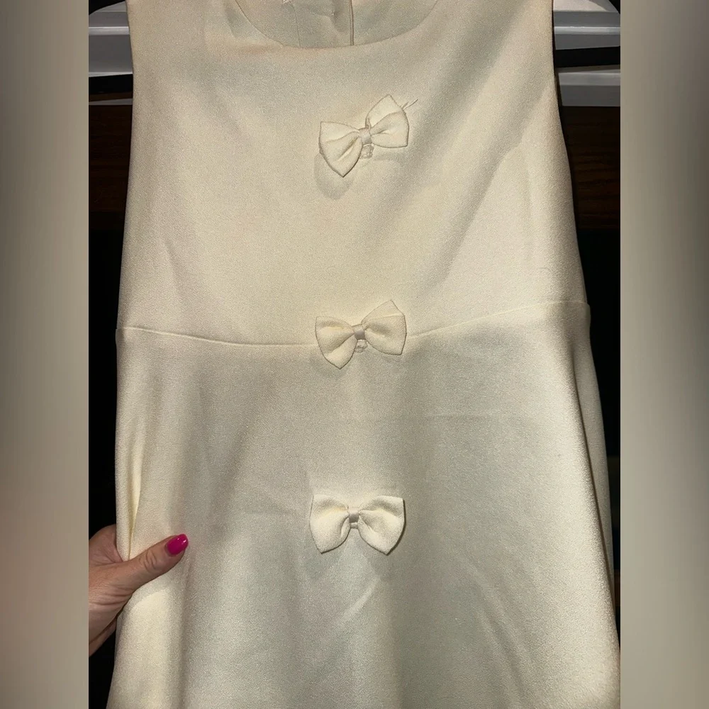 N/A chic sleeveless